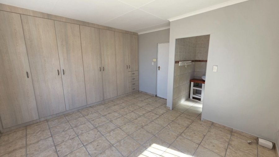 4 Bedroom Property for Sale in Dana Bay Western Cape